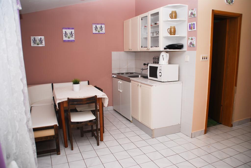 Apartments Bardak Ližnjan Pokoj fotografie