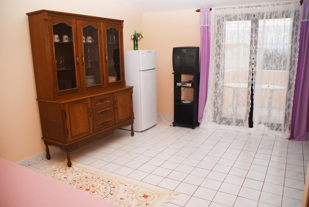 Apartments Bardak Ližnjan Pokoj fotografie